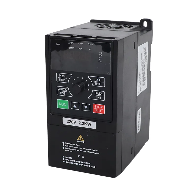 4,0kW/5,5kW 1fázové solární čerpadlo 230V a univerzální invertor VFD